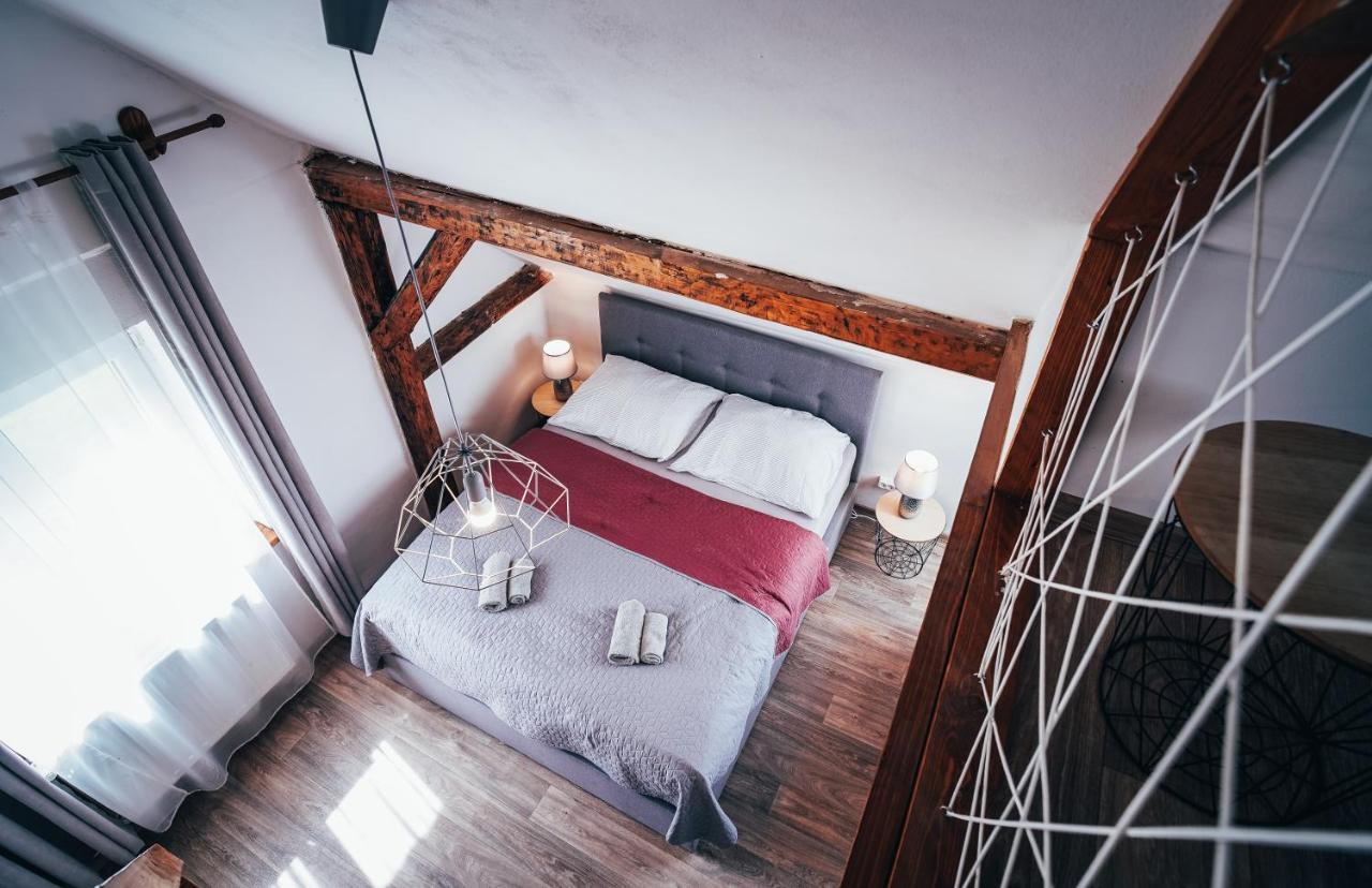 Апартаменты Trapani House & Camp Ruzova Экстерьер фото