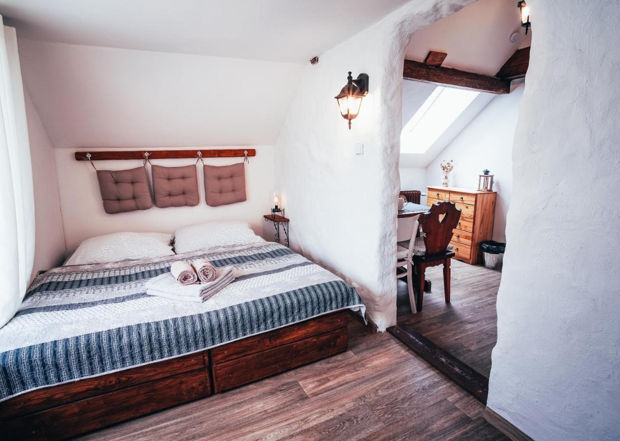 Апартаменты Trapani House & Camp Ruzova Экстерьер фото
