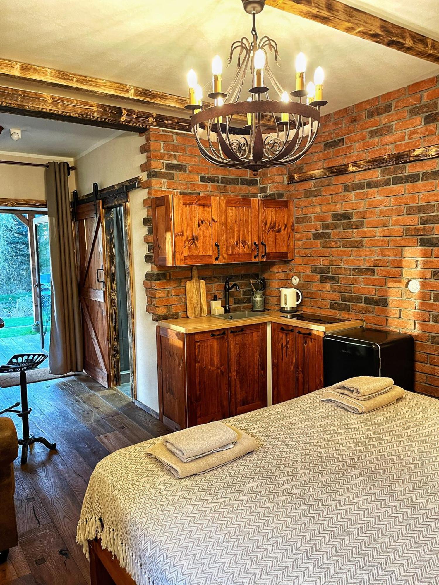 Апартаменты Trapani House & Camp Ruzova Экстерьер фото