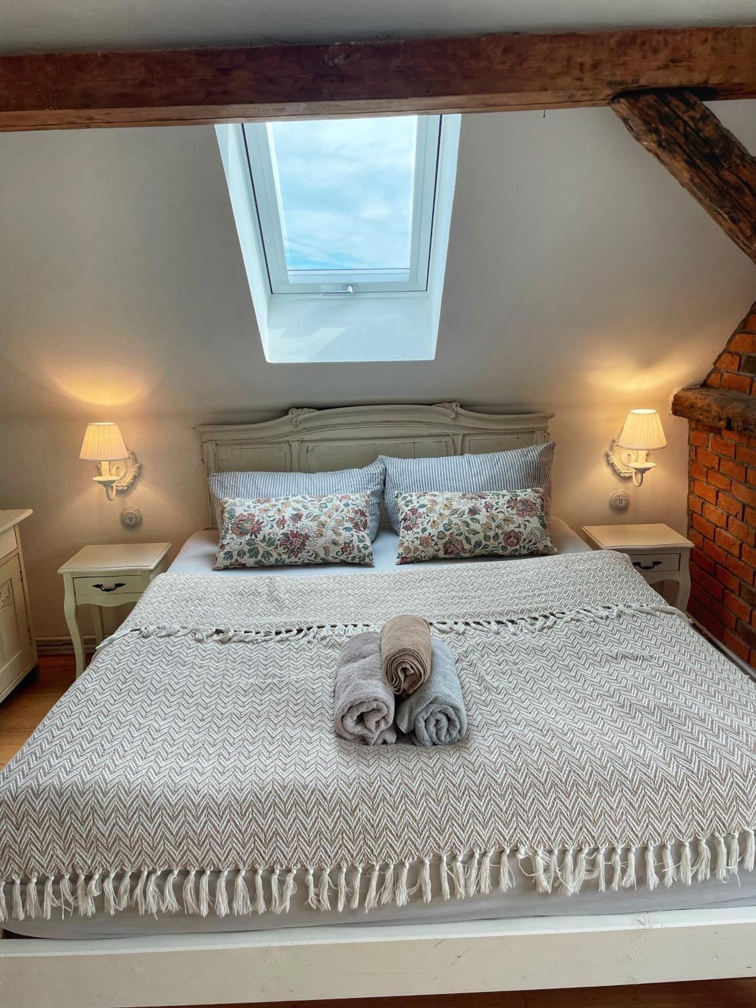 Апартаменты Trapani House & Camp Ruzova Экстерьер фото